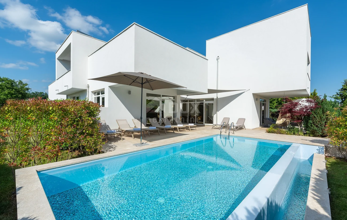ISTRIA, ŽMINJ - Villa moderna con interni di design, piscina coperta e benessere