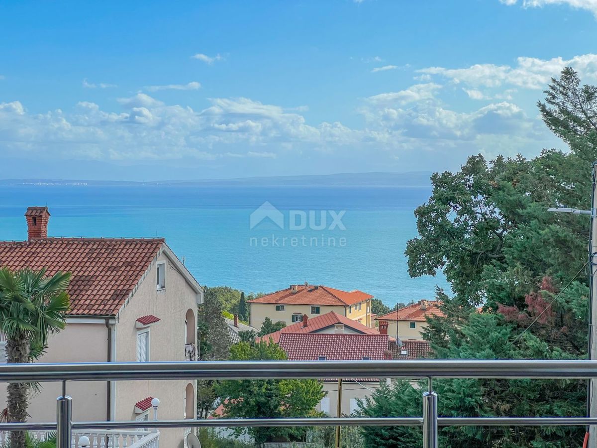 OPATIJA, IČIĆI - appartamento 124m2 con garage vicino alla spiaggia, terrazza, vista mare, vicino a Opatija