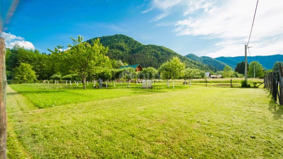 Terreno Brod na Kupi, Delnice, 1.960m2