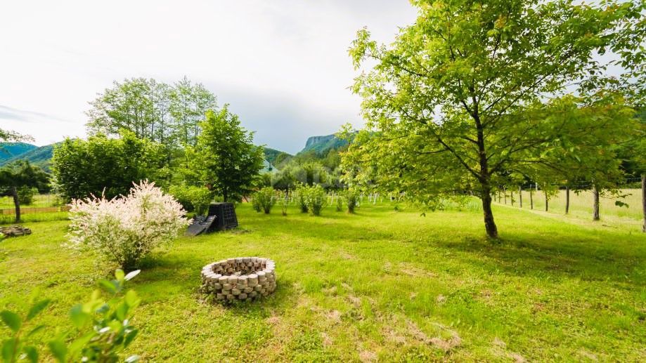 Terreno Brod na Kupi, Delnice, 1.960m2