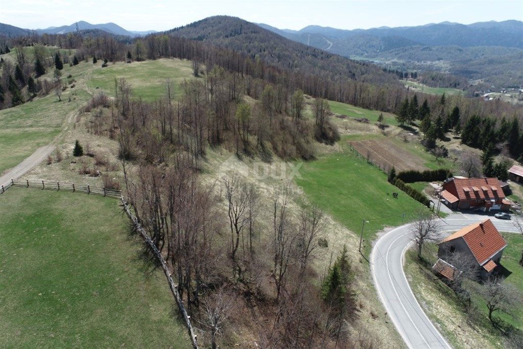 Terreno Stari Laz, Ravna Gora, 1.500m2