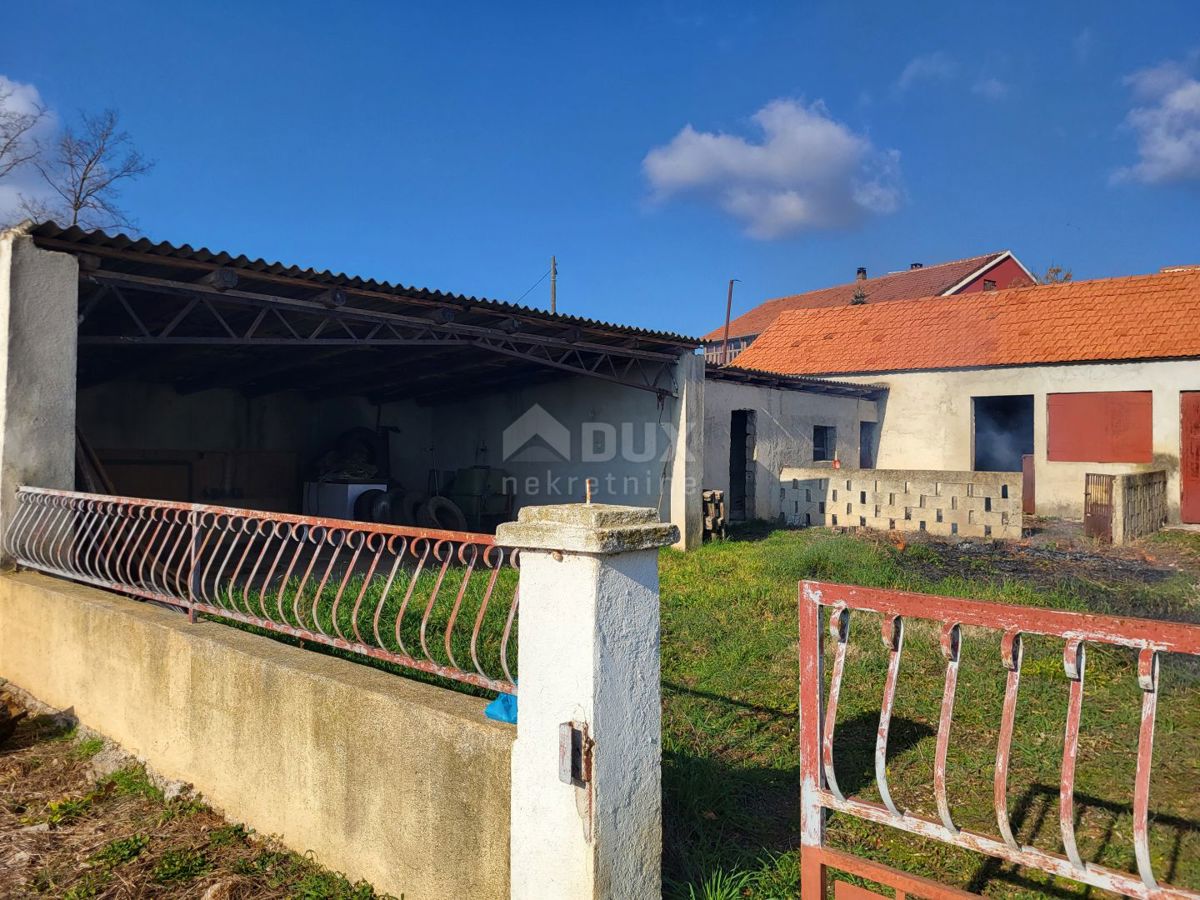 BIOGRAD, RAŠTANE GORNJE - Casa in pietra su terreno di 2300 m2