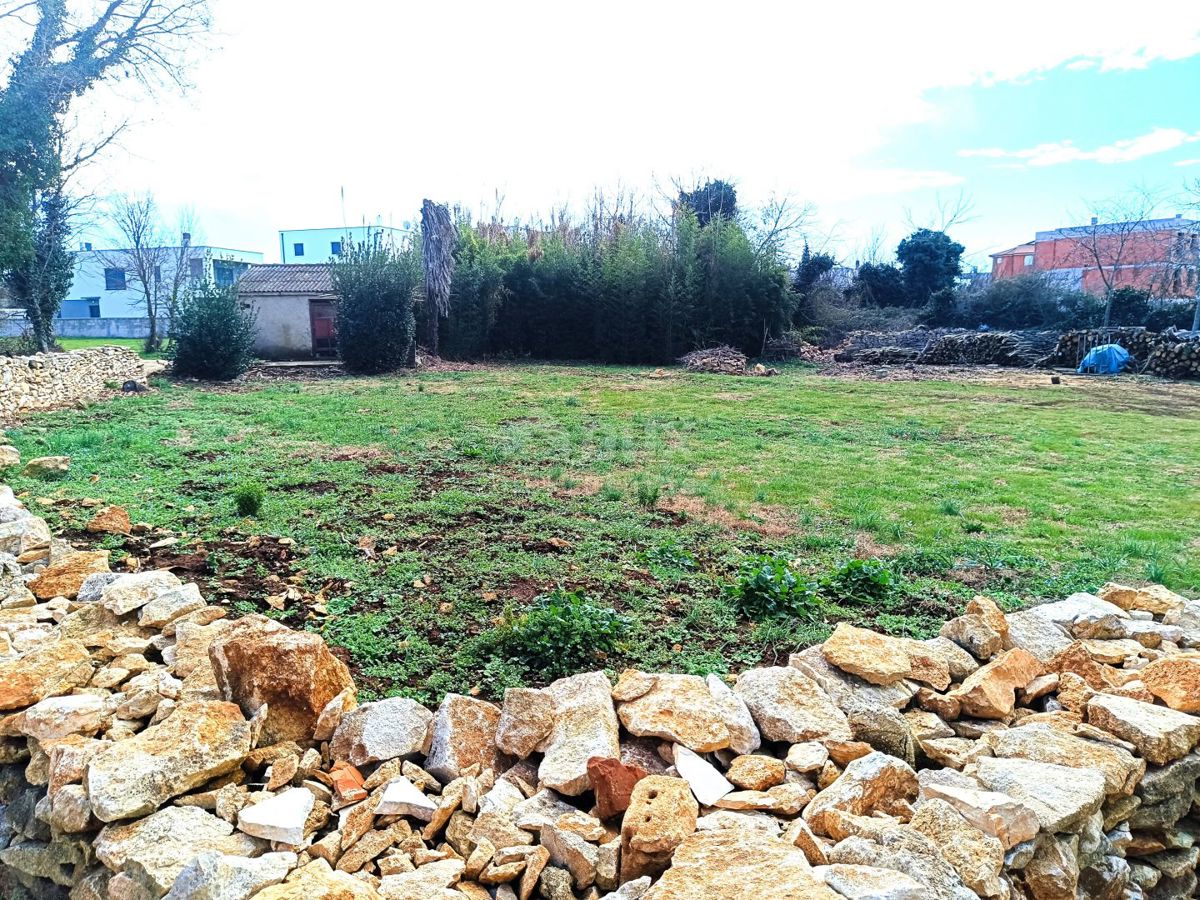 ISTRIA, MEDULINO Terreno edificabile vicino alla spiaggia