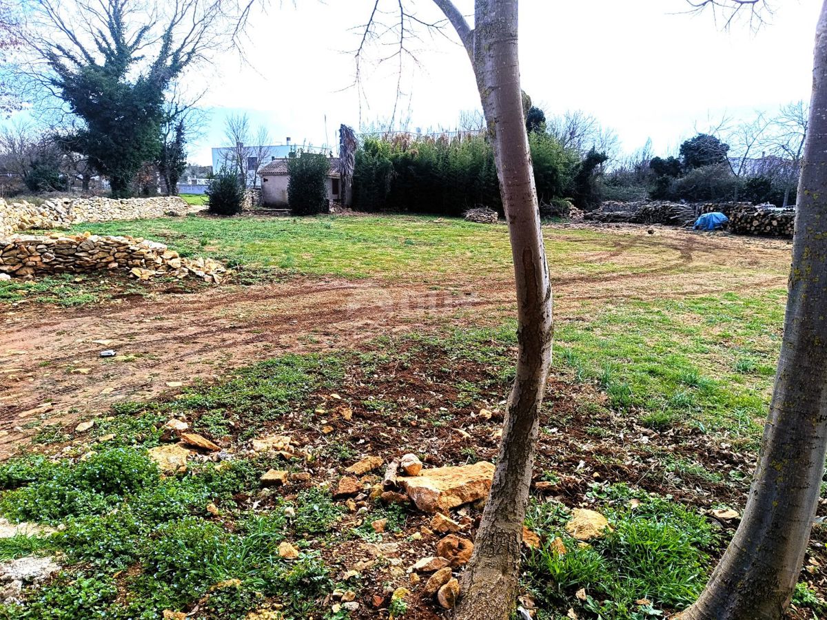 ISTRIA, MEDULINO Terreno edificabile vicino alla spiaggia