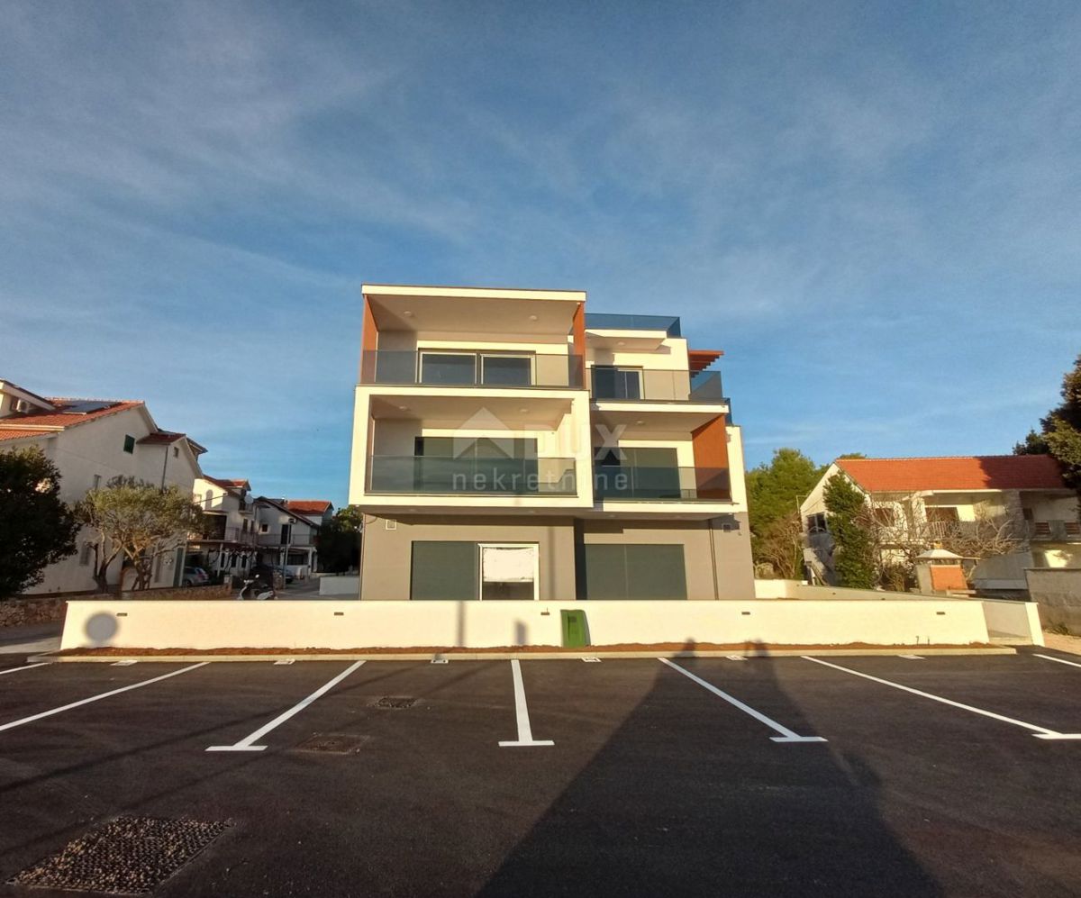 Locale commerciale Srima, Vodice, 92,61m2