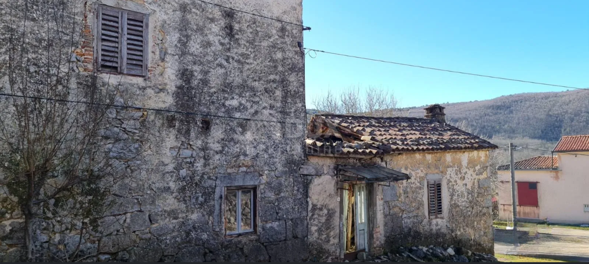 ISTRIA, LANIŠĆE - Casa per adattamento