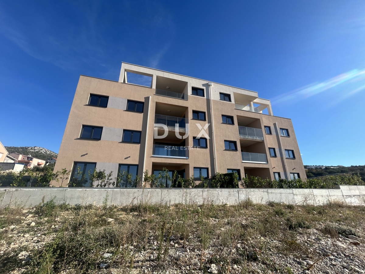 PRIMOŠTEN, DOLAC - Appartamento con due camere da letto al piano terra di un nuovo edificio con giardino e vista mare