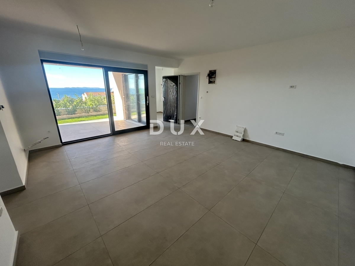 PRIMOŠTEN, DOLAC - Appartamento con due camere da letto al piano terra di un nuovo edificio con giardino e vista mare
