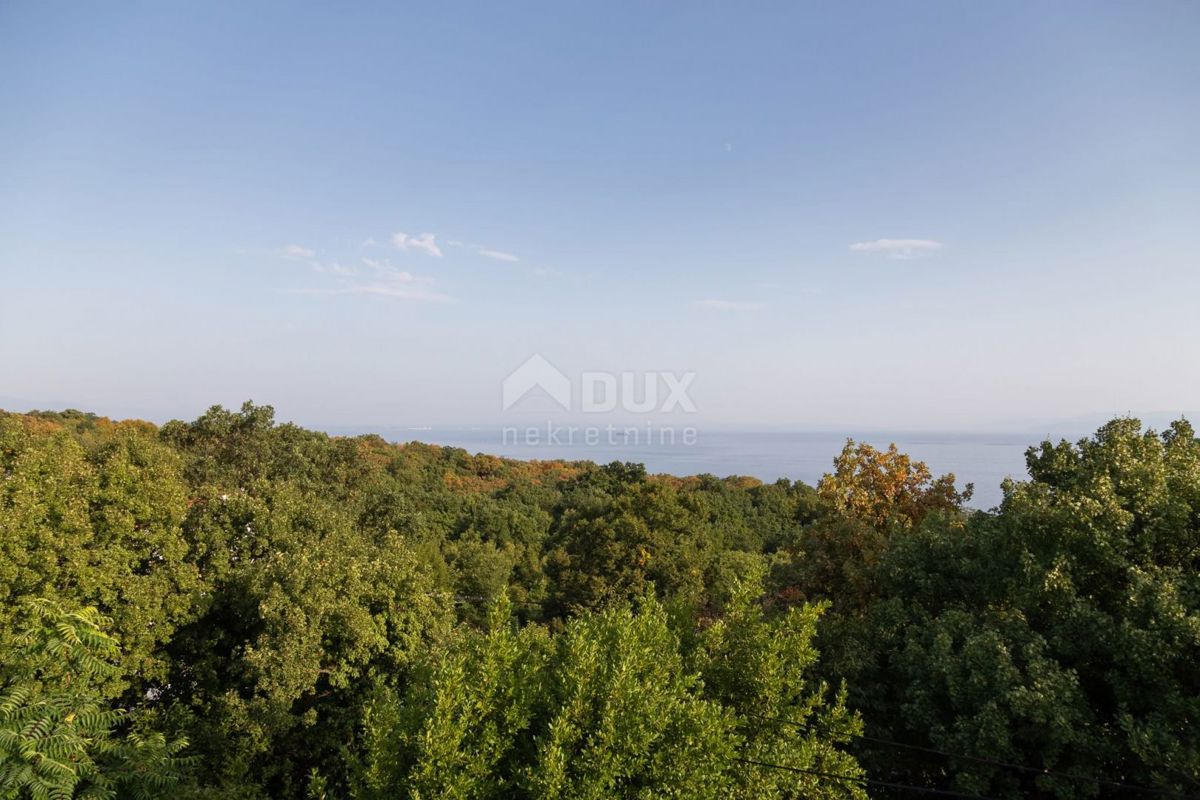 RIJEKA, KANTRIDA - Casa indipendente con ampio giardino!