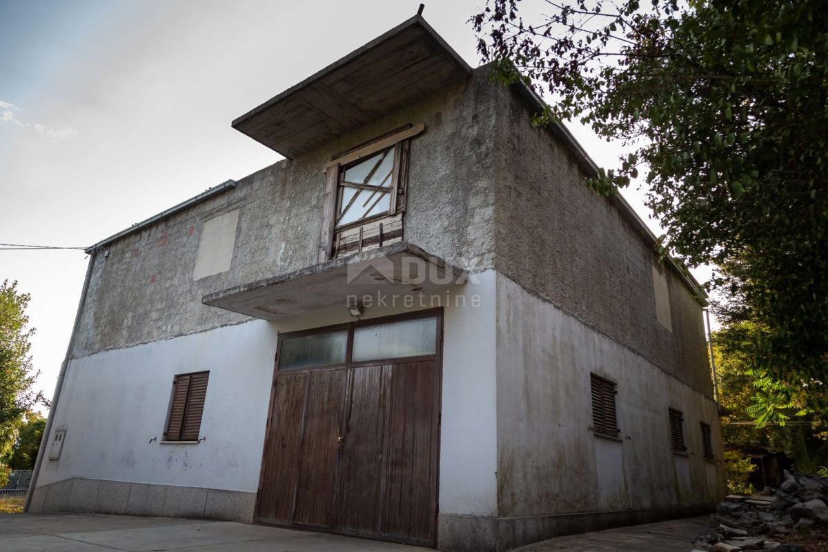 RIJEKA, KANTRIDA - Casa indipendente con ampio giardino!