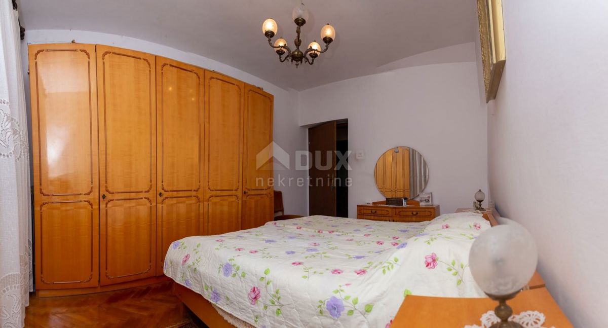 RIJEKA, KANTRIDA - Casa indipendente con ampio giardino!