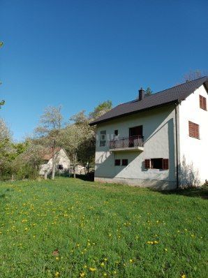 BRUŠANE, GOSPIĆ - Oasi di vita tranquilla vicino al Parco naturale Velebit