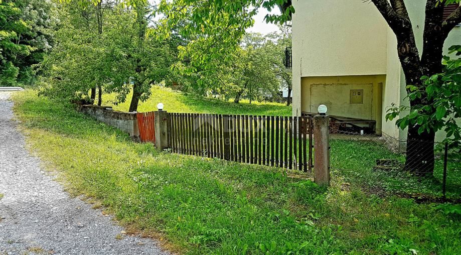 BRUŠANE, GOSPIĆ - Oasi di vita tranquilla vicino al Parco naturale Velebit