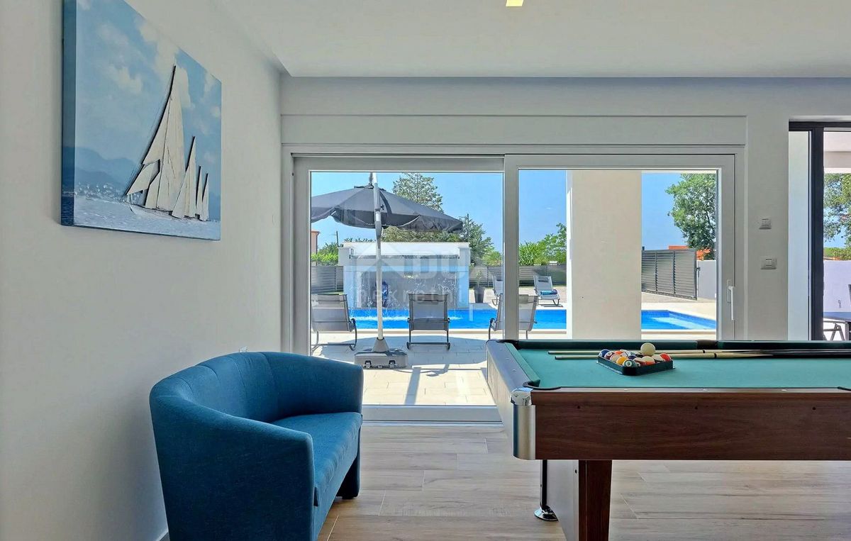 ISTRIA, MARČANA - Confortevole casa moderna con piscina