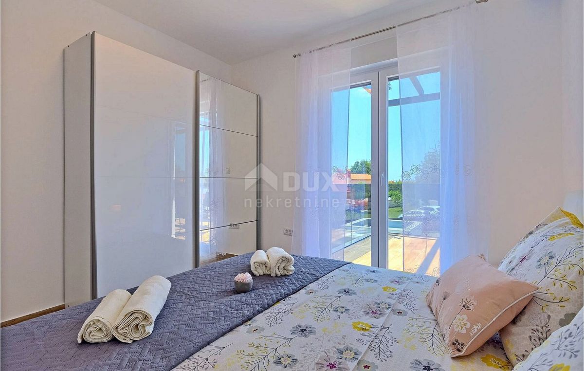 ISTRIA, MARČANA - Confortevole casa moderna con piscina