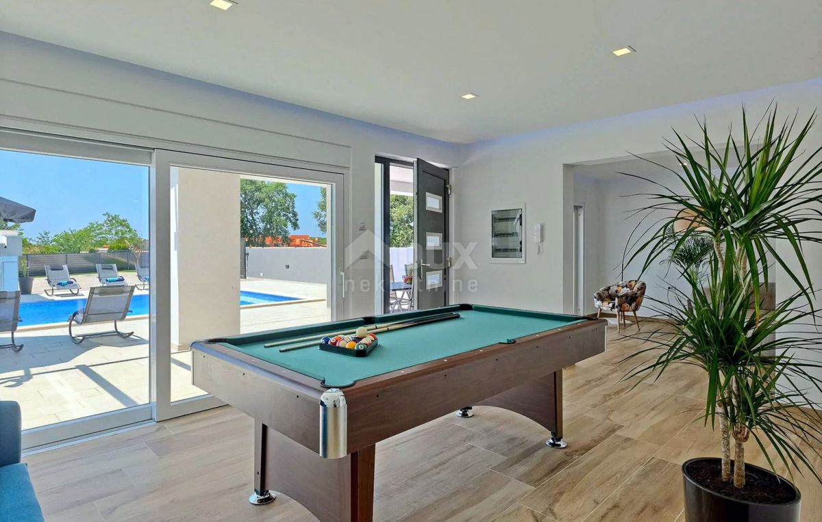 ISTRIA, MARČANA - Confortevole casa moderna con piscina