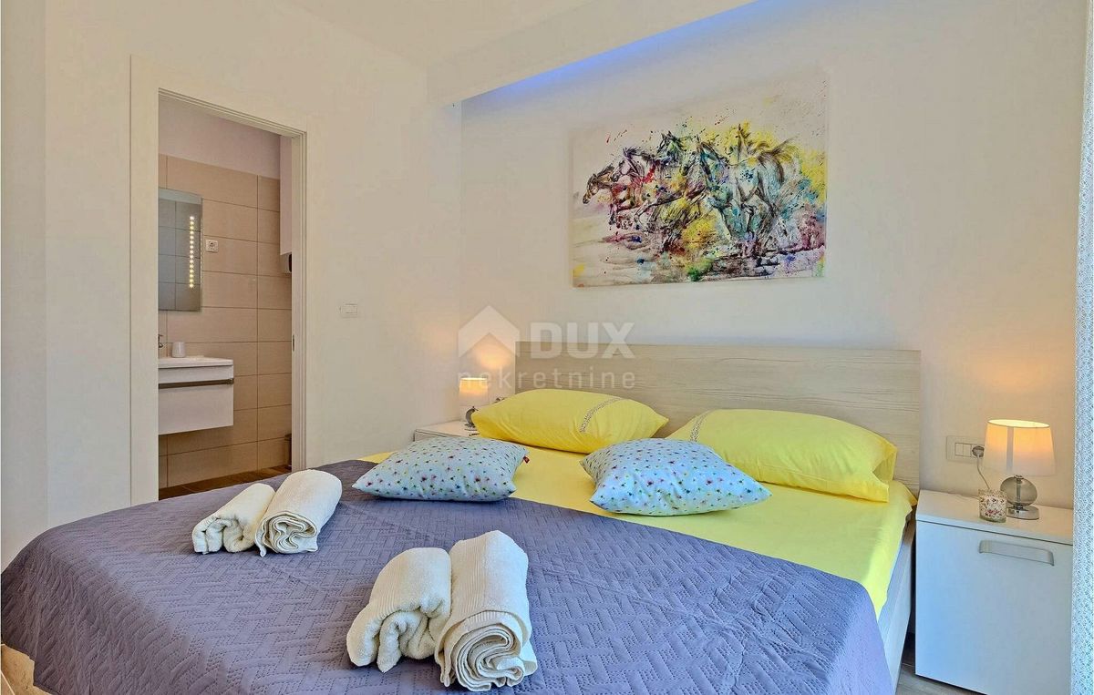 ISTRIA, MARČANA - Confortevole casa moderna con piscina