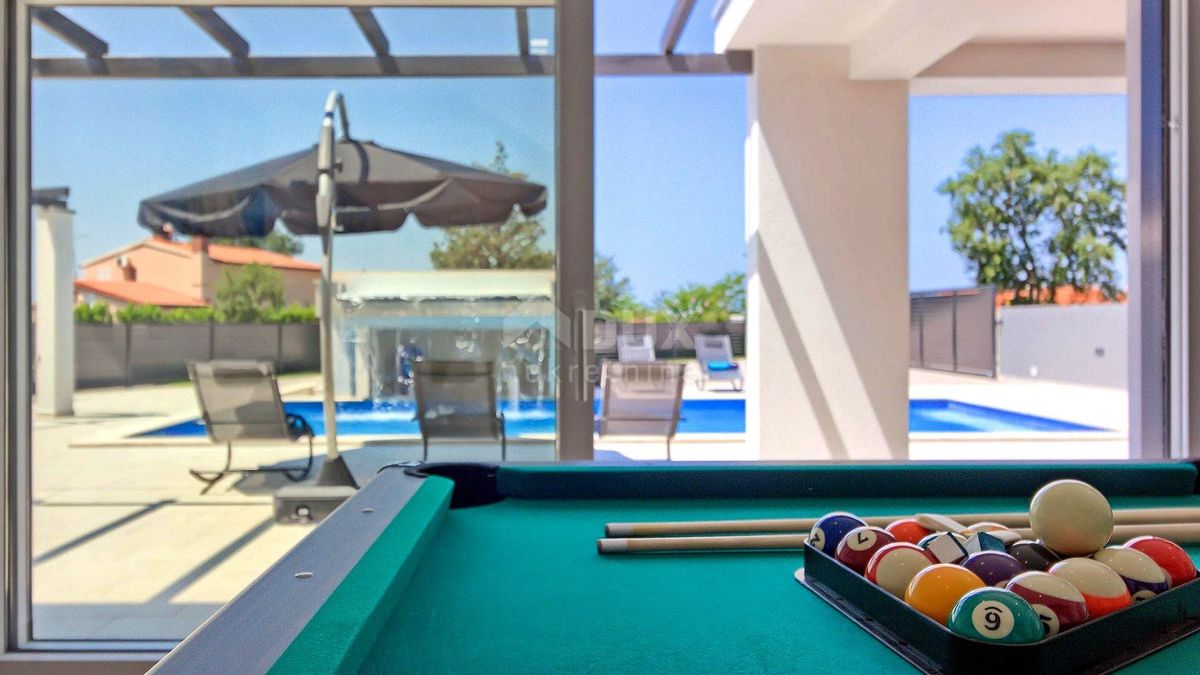 ISTRIA, MARČANA - Confortevole casa moderna con piscina