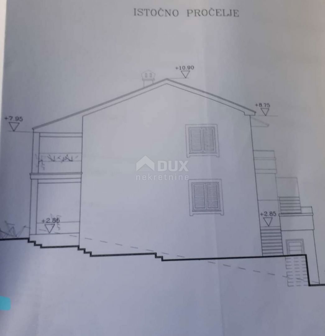 OPATIJA, MATULJI - terreno 1372m2 CON 2 PERMESSI DI COSTRUZIONE! per 2 case familiari/ 2 case in affitto - vacanze con piscina