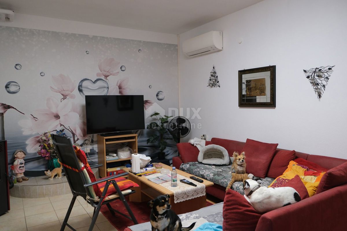 ZADAR, VRSI - Bella casa familiare in vendita a Vrsi