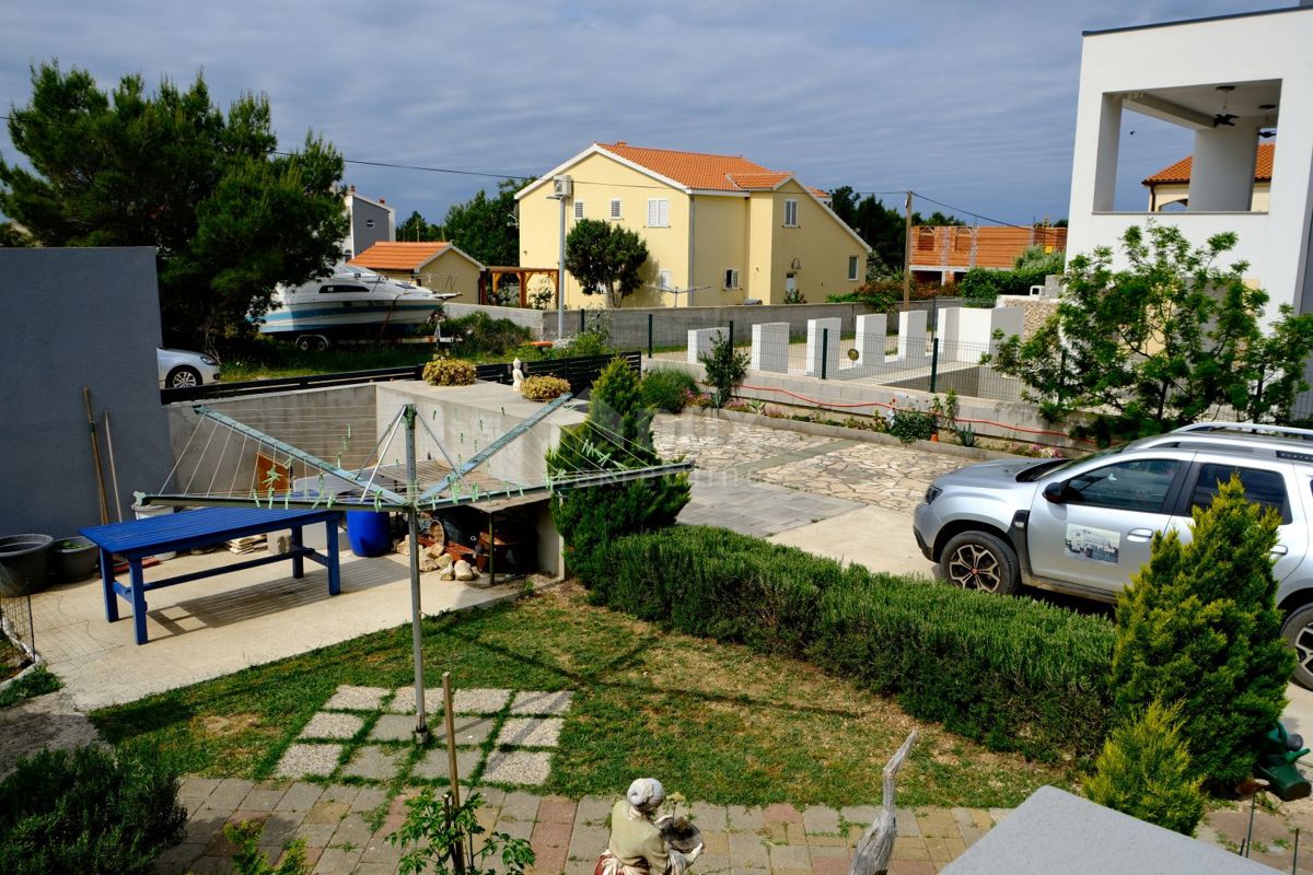 ZADAR, VRSI - Bella casa familiare in vendita a Vrsi