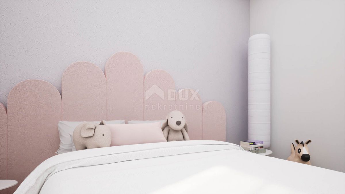 NOVALJA, PAG - NON PERDERE L'OCCASIONE! Villa di lusso con piscina in 2a fila al mare