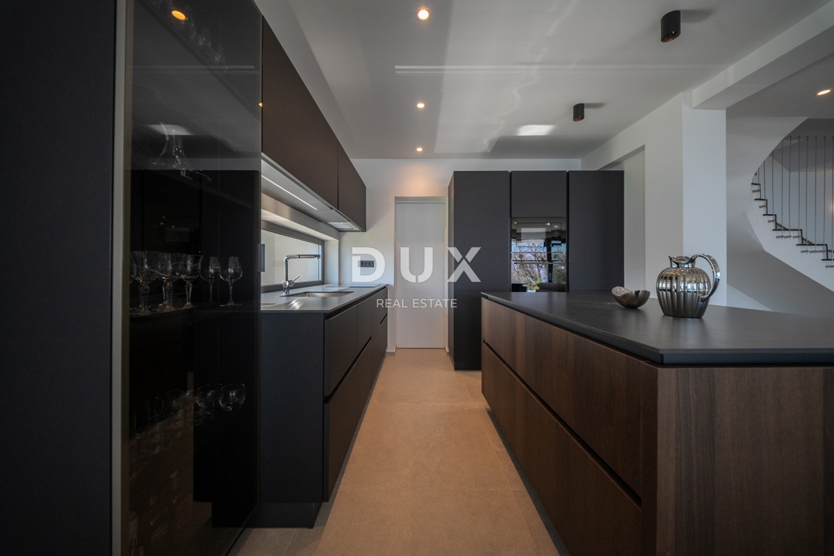 OPATIJA, LOVRAN – nuova costruzione di lusso con piscina e vista panoramica