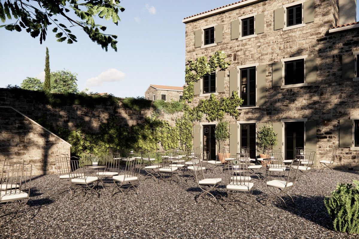 ISTRIA, MOMJAN - Una tenuta unica in una splendida posizione con vista