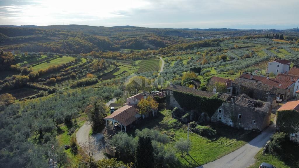 ISTRIA, MOMJAN - Una tenuta unica in una splendida posizione con vista