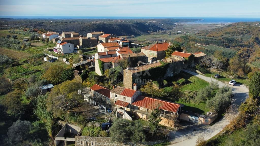 ISTRIA, MOMJAN - Una tenuta unica in una splendida posizione con vista