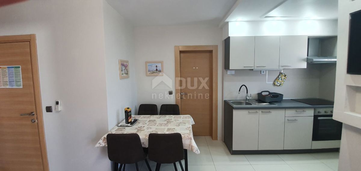 ISTRIA, PARENZO - Casa bifamiliare in una posizione privilegiata