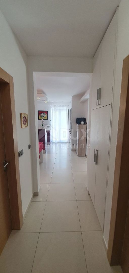 ISTRIA, PARENZO - Casa bifamiliare in una posizione privilegiata