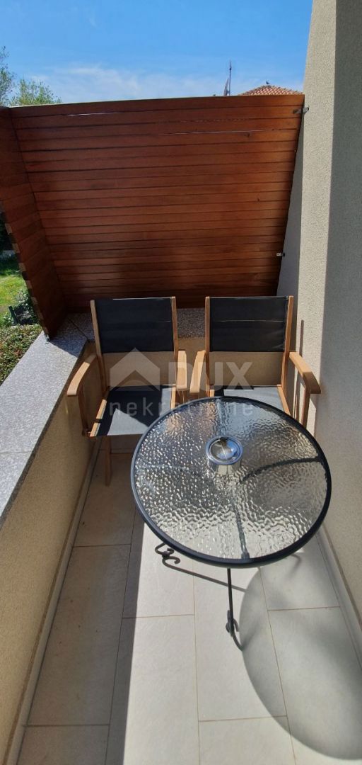 ISTRIA, PARENZO - Casa bifamiliare in una posizione privilegiata