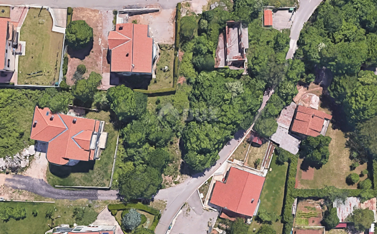 VIŠKOVO, SARŠONI - terreno edificabile 845m2 per una casa unifamiliare/edificio residenziale-appartamenti 