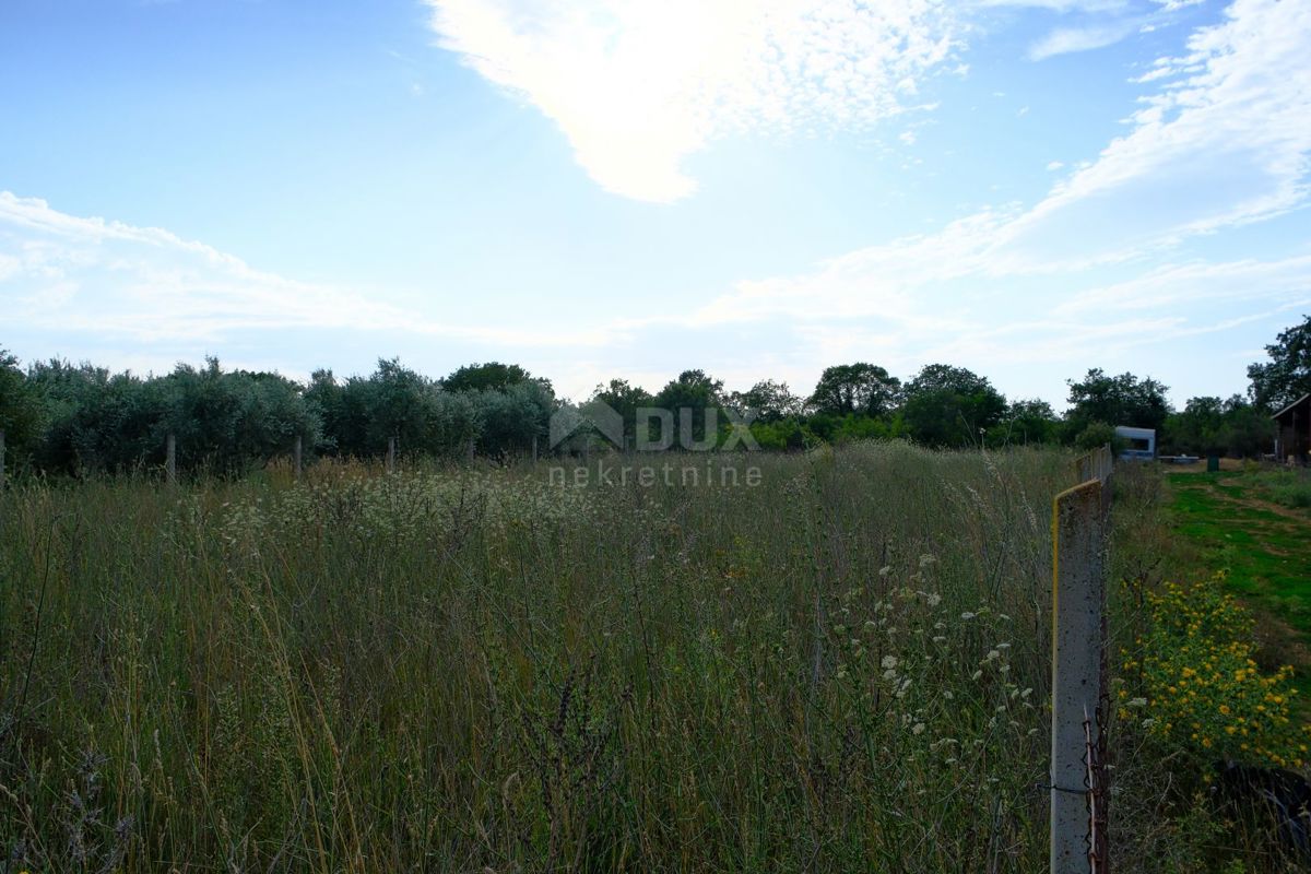 ZADAR, MURVICA - Terreno edificabile ideale in un ambiente naturale a Murvica