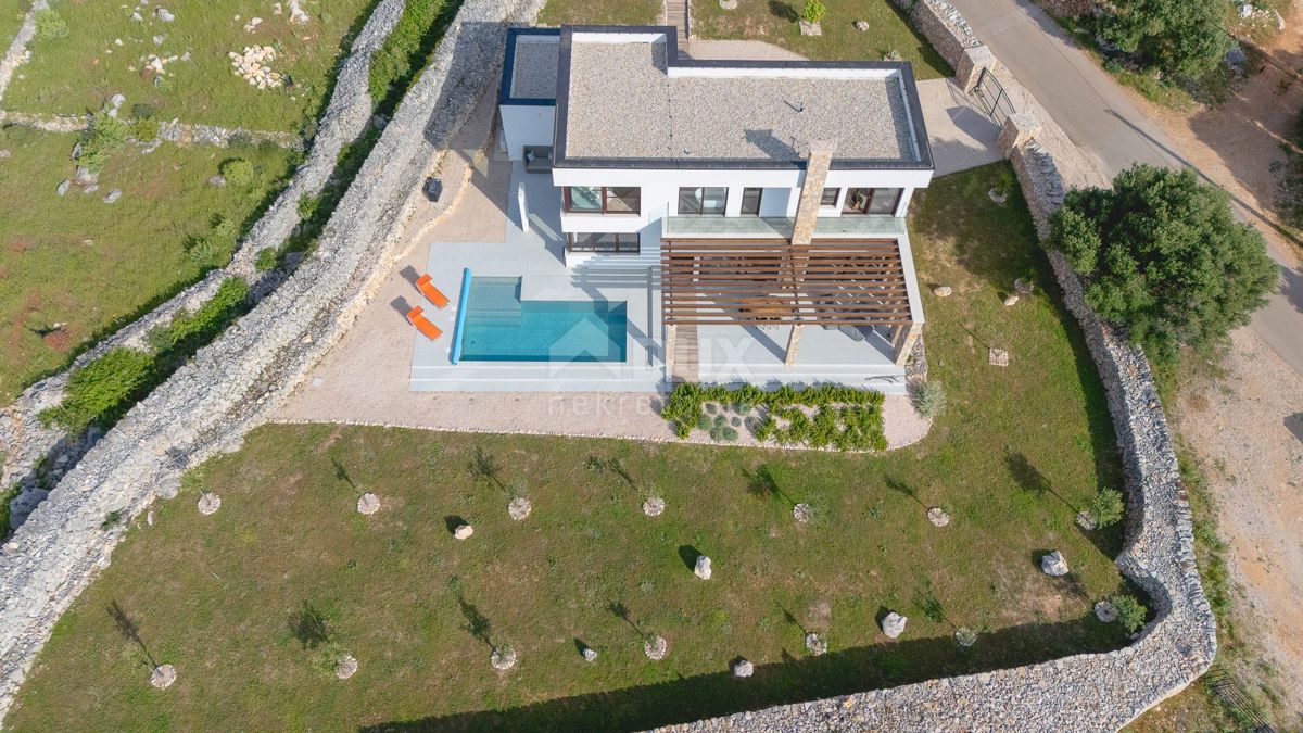 ISOLA DI PAG, LUN - una villa unica con piscina in una posizione meravigliosa