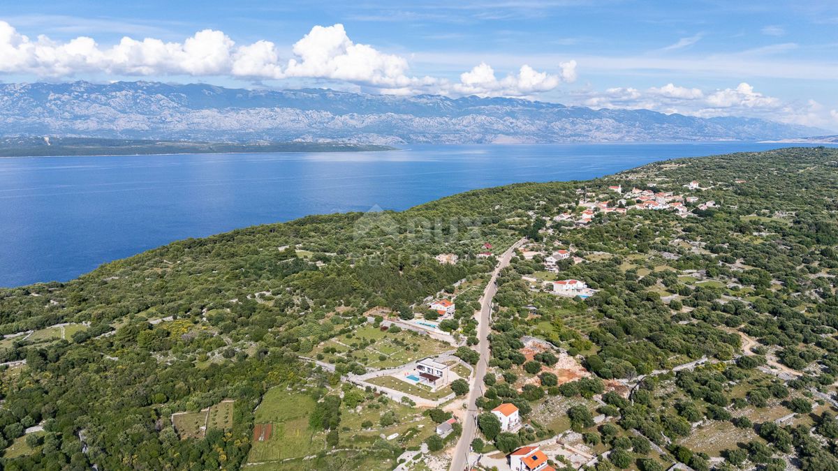 ISOLA DI PAG, LUN - una villa unica con piscina in una posizione meravigliosa