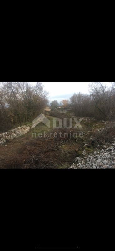 SOLINE, KRK - TERRENO EDIFICABILE IN UNA ZONA TRANQUILLA