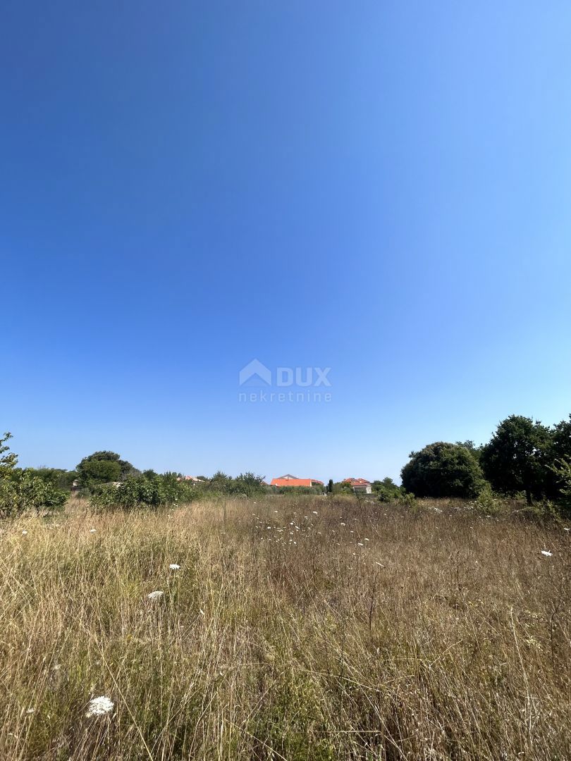 ZADAR, ZATON - Terreno edificabile, 750m dal mare