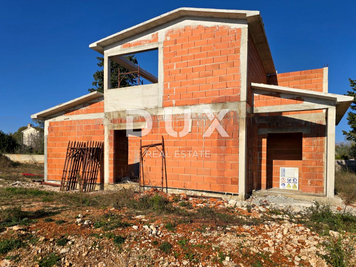 ISTRIA, SVETVINČENAT - Casa con piscina in costruzione