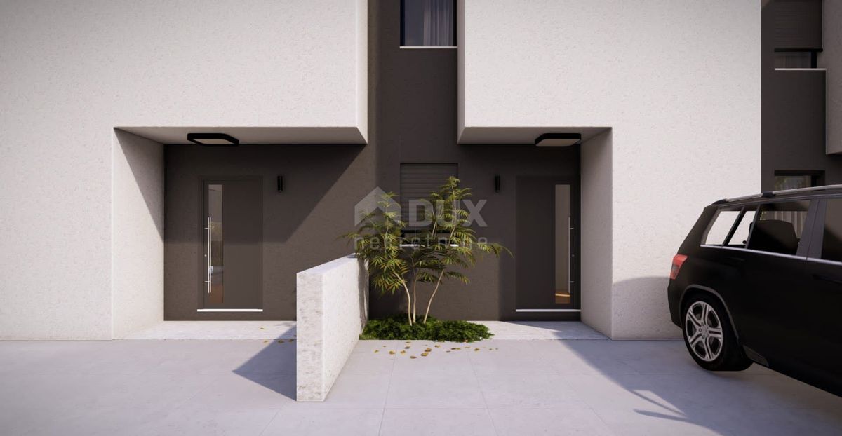 ŠIBENIK, VODICE - moderna casa a schiera 99,43 m2 + giardino + 2 posti auto - S3