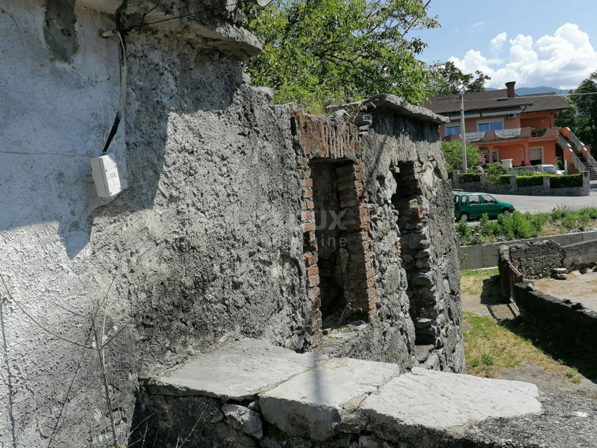 PODKILAVAC, JELENJE - due pezzi d'antiquariato da adattare