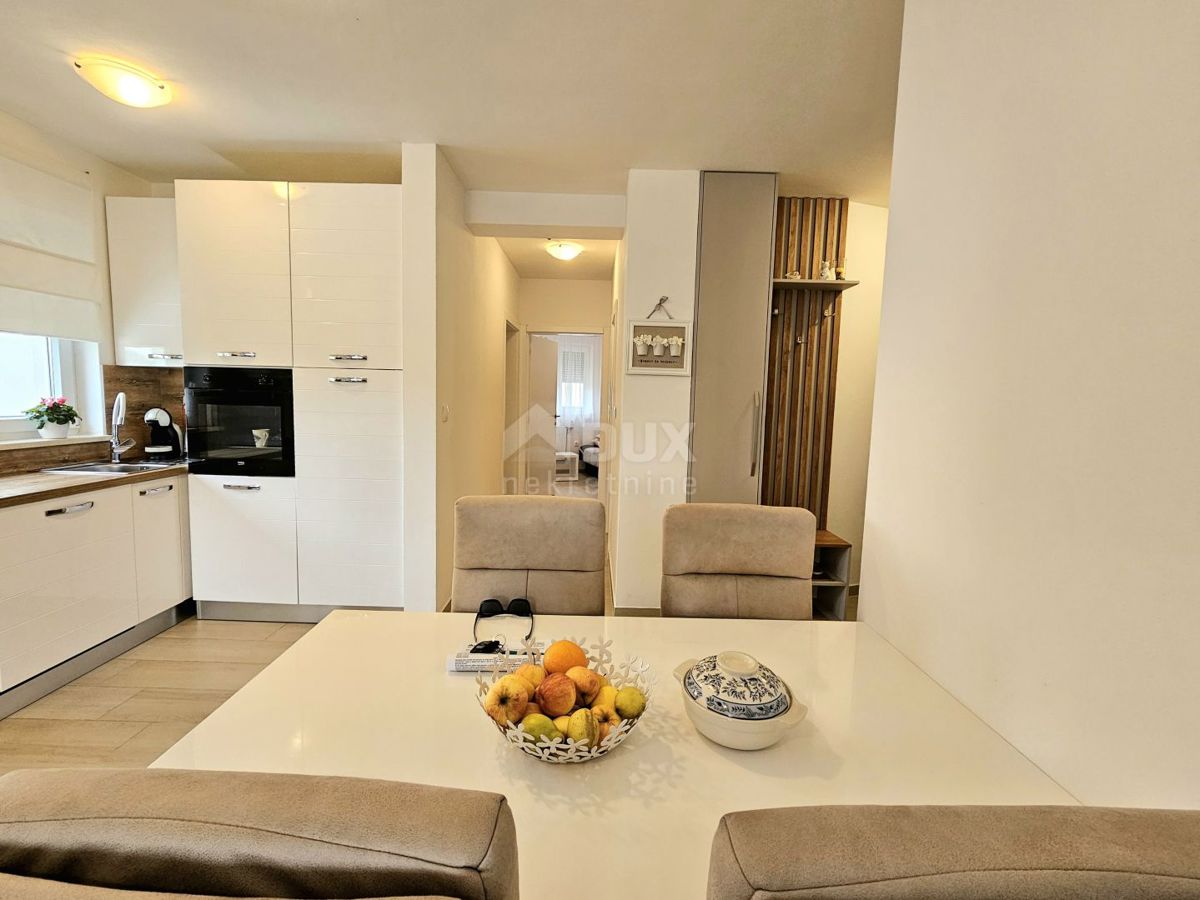 ISTRIA, NOVA VERUDA - 2BR+DB moderno appartamento con cortile privato e parcheggio