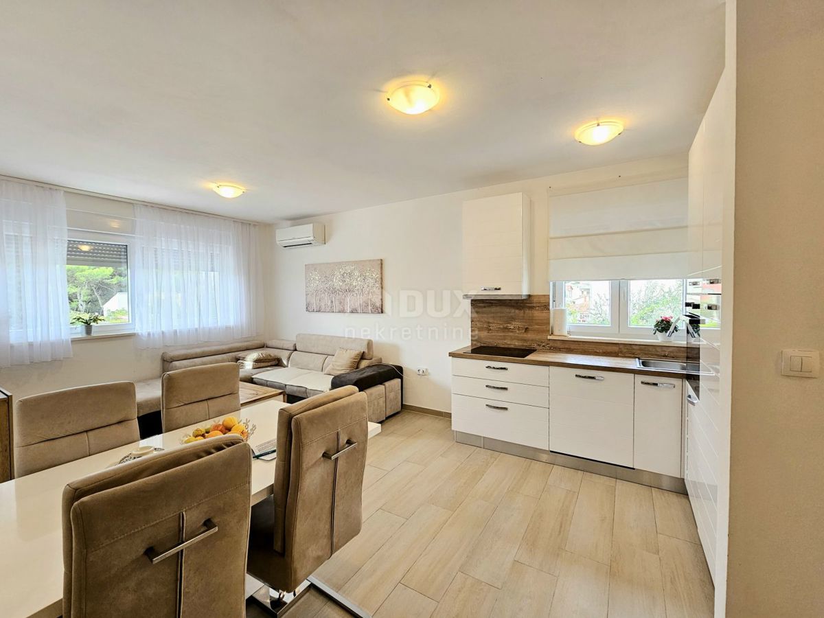 ISTRIA, NOVA VERUDA - 2BR+DB moderno appartamento con cortile privato e parcheggio