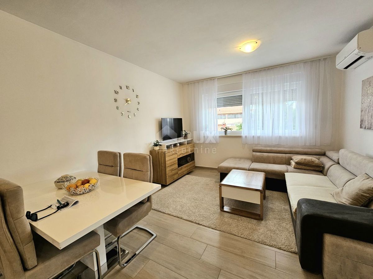 ISTRIA, NOVA VERUDA - 2BR+DB moderno appartamento con cortile privato e parcheggio