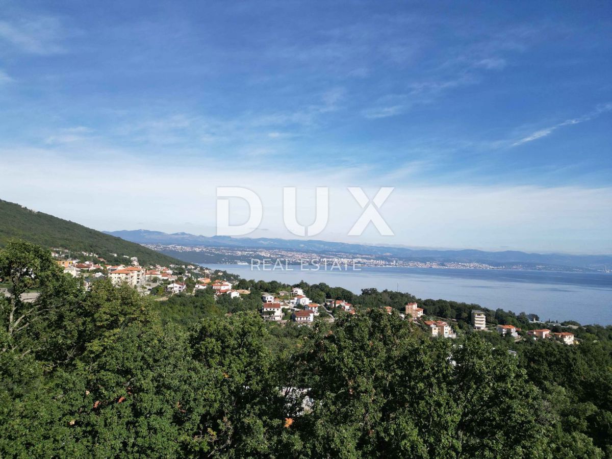 OPATIJA, IKA - terreno edificabile CON PERMESSO DI LOCAZIONE (8 APPARTAMENTI) e vista mare