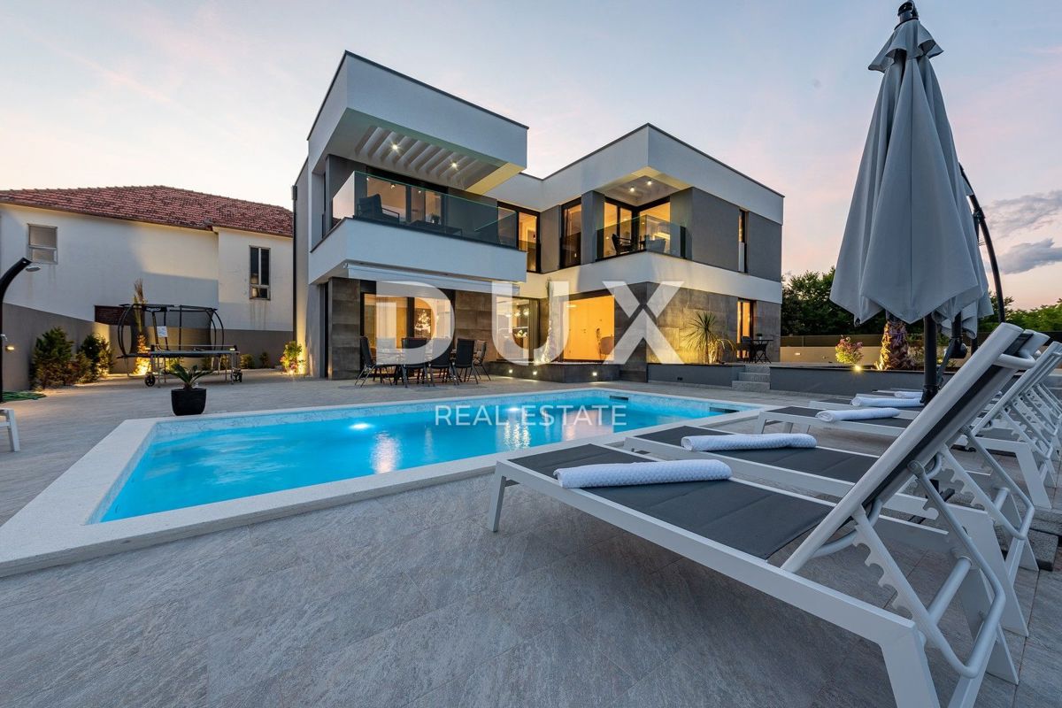 ZADAR, ZATON - Bella villa di lusso con piscina riscaldata