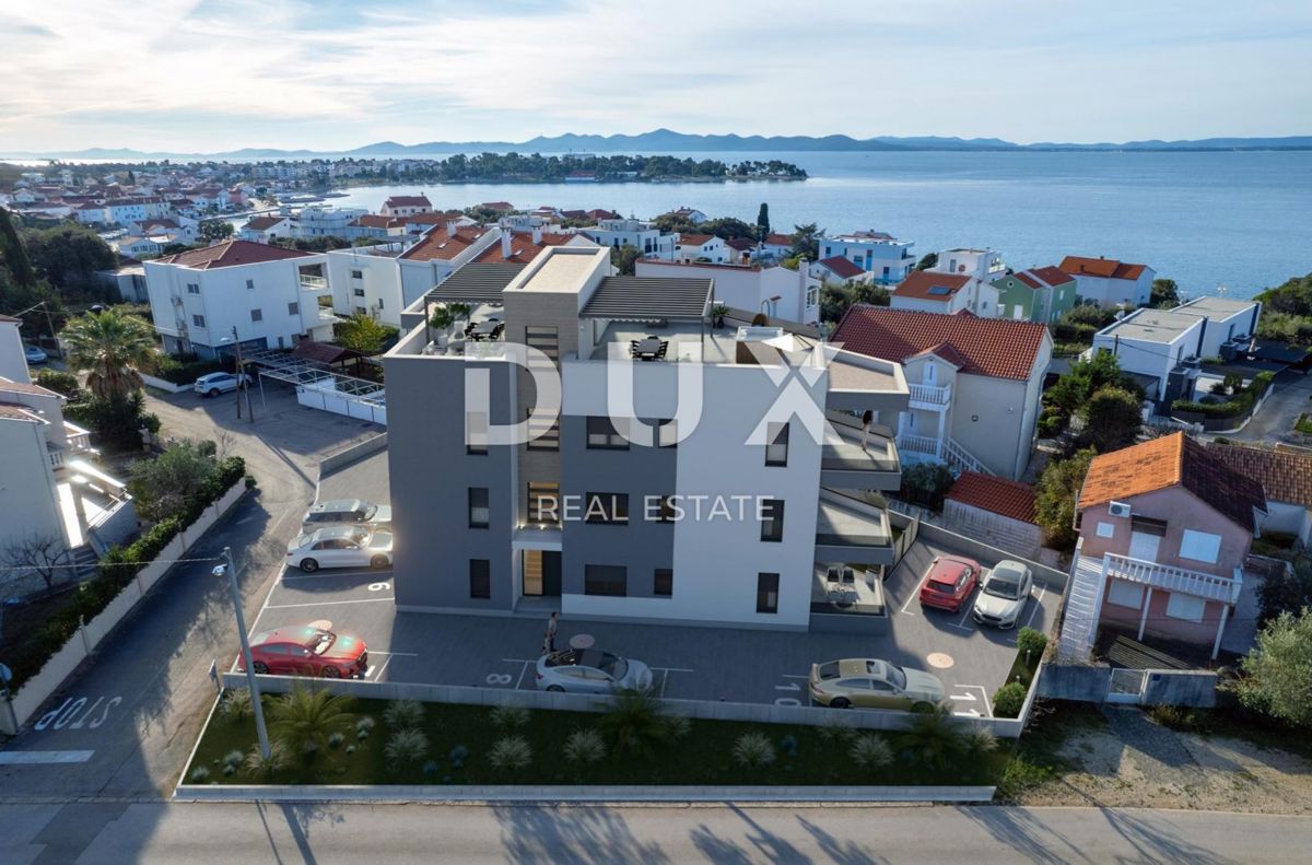 ZADAR, PETRČANE - Attico in costruzione con bellissima vista a 150 m dal mare