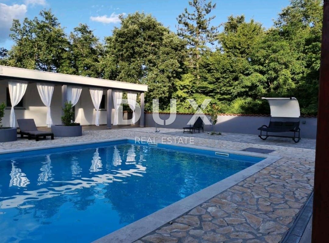 ISTRIA, LABIN - Casa familiare + due appartamenti con piscina!