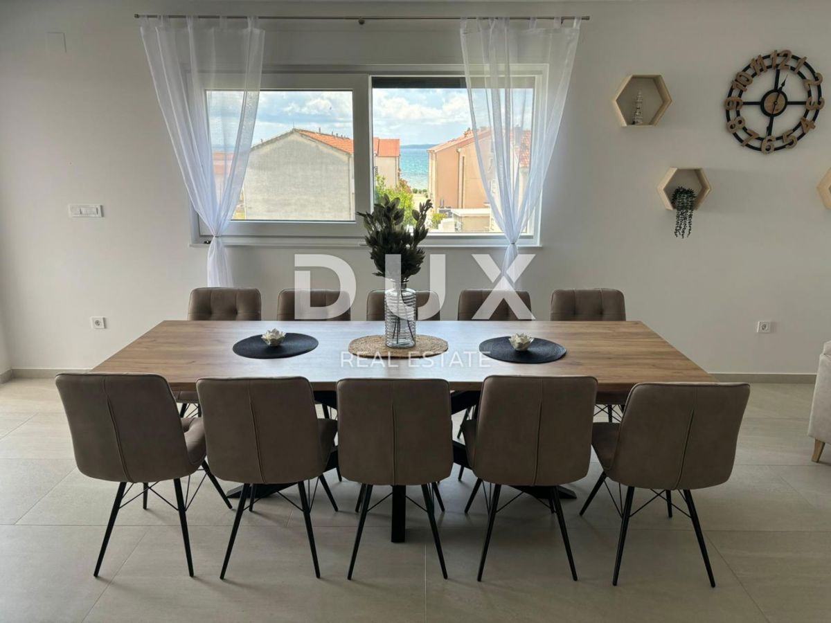 ZADAR, PRIVLAKA - Attico 130 metri dal mare